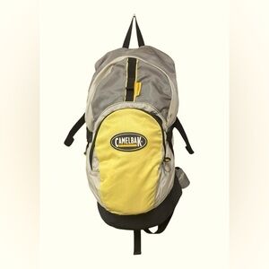 CamelBak Yellow Grey & Black Cloud Walker 18 Hydration Pack